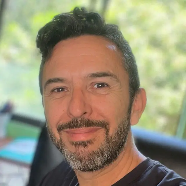 Héctor Valenzuela, distribuidor Herbalife