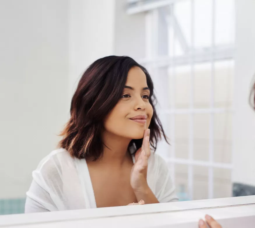 Exfoliante Instantáneo con Arándanos en uso